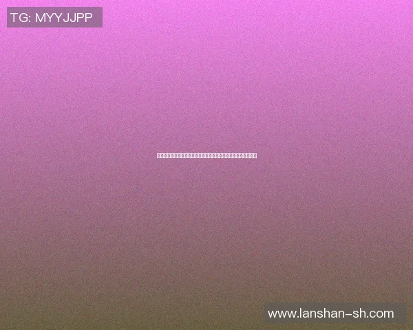 男才女貌的足球明星们如何在绿茵场上演绎爱情与事业的双重精彩