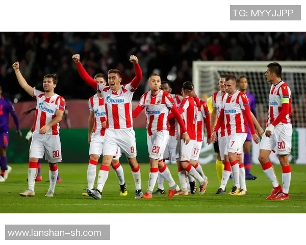 尤文图斯与曼联欧冠对决前瞻分析双方历史交锋与战术布局