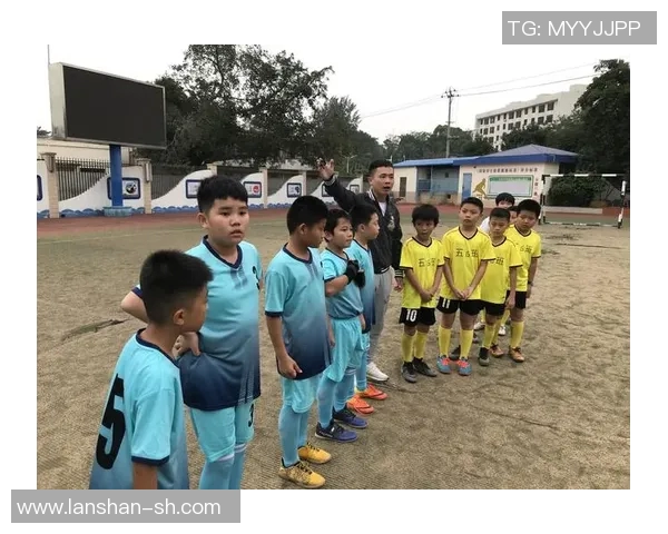 灵璧一中足球明星的成长之路与梦想追逐的精彩故事